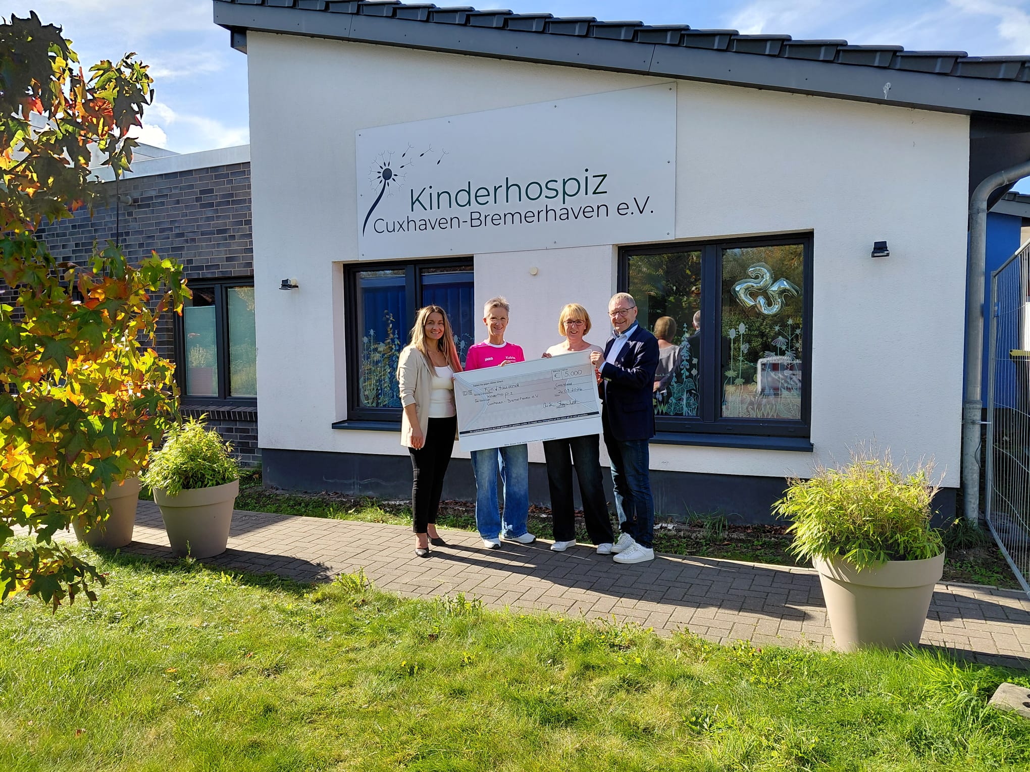 Spendenübergabe an das Kinderhospiz Cuxhaven-Bremerhaven e.V.